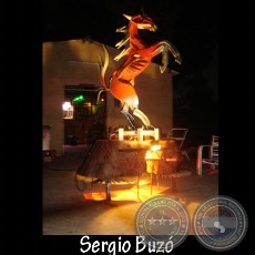 CABALLO DE FUEGO, 2010 - Escultura de SERGIO BUZÓ
